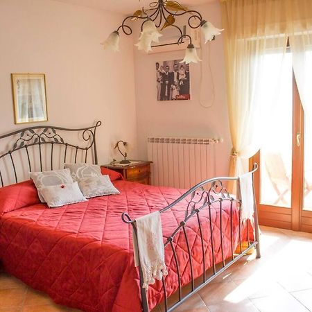 B&B "Za' Vittoria"#Lagodibomba Eksteriør bilde