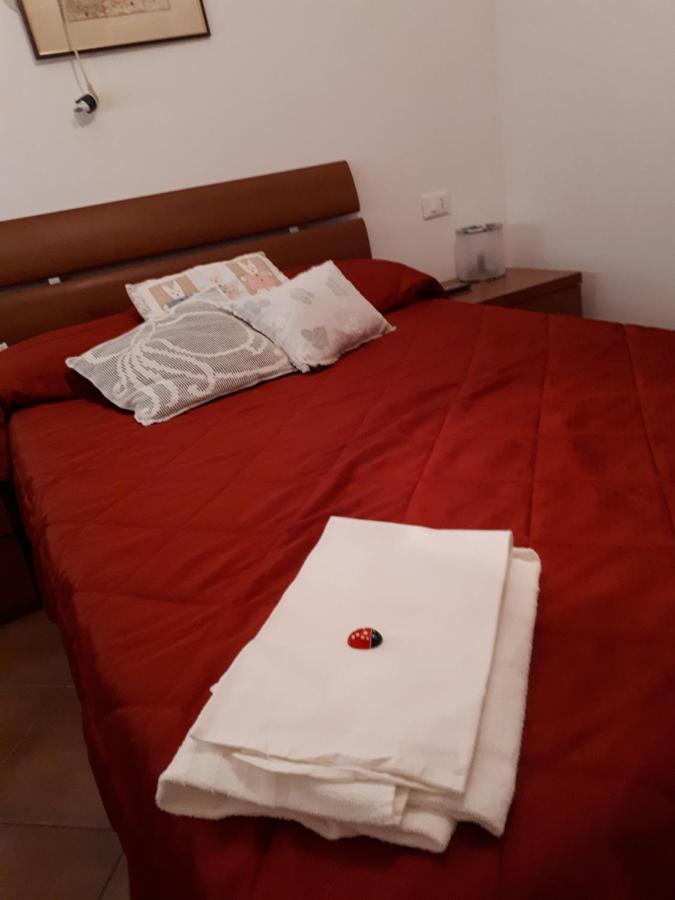 B&B "Za' Vittoria"#Lagodibomba Eksteriør bilde