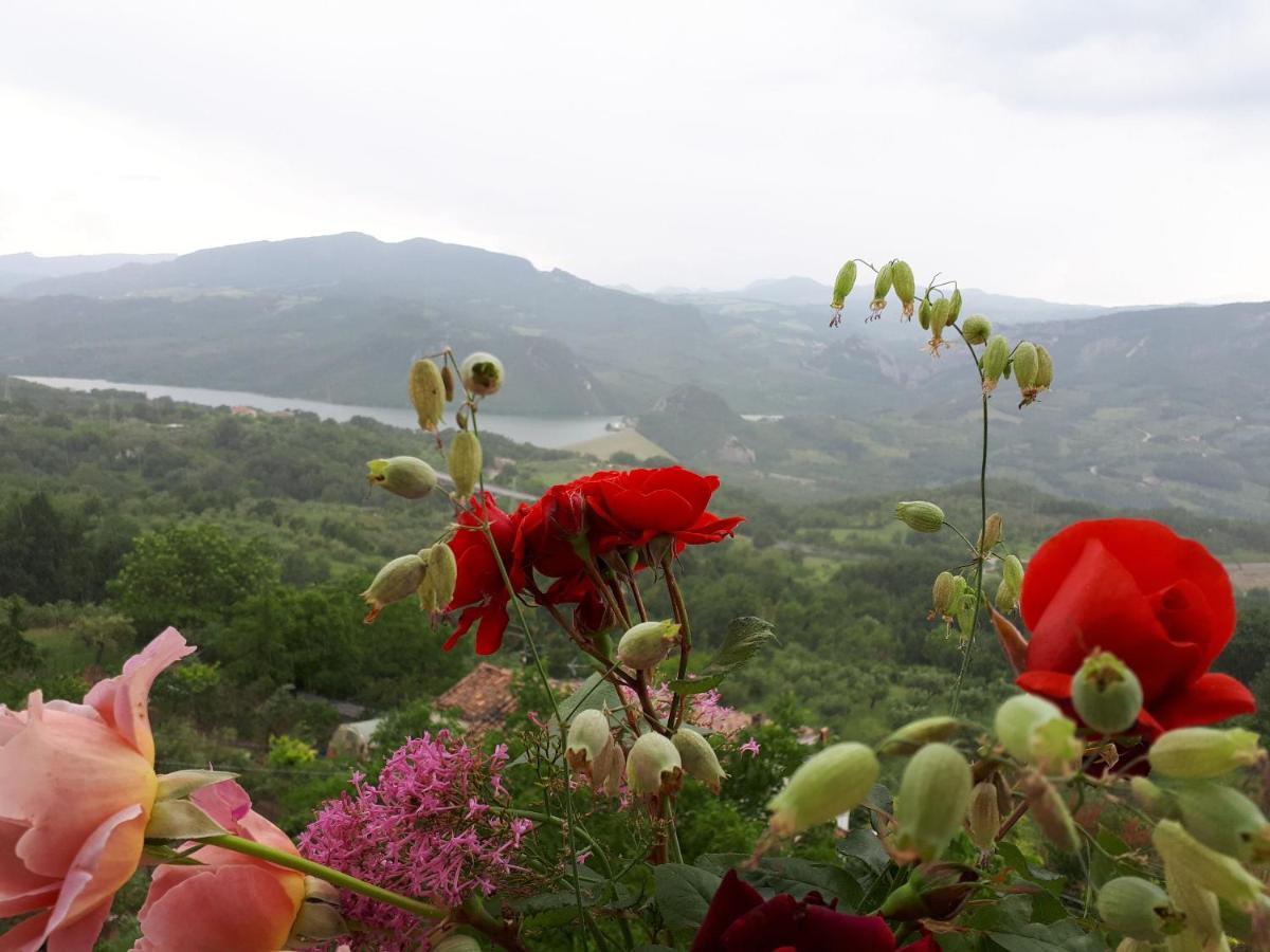 B&B "Za' Vittoria"#Lagodibomba Eksteriør bilde